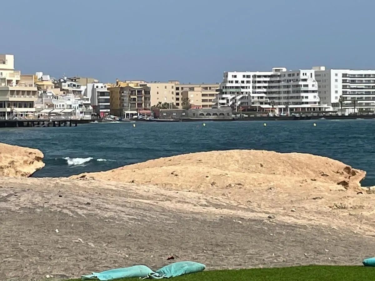 בית נופש סן מיגל דה אבונה House Private Heated Pool Amazing View On Golf Ocean 3 Bedrooms 3 Bathrooms 6 To 8 Adults 3-17 Years Old Children Being Considered Adults And In Addition 0-2 Years Old Children Are Welcome For Free ספרד